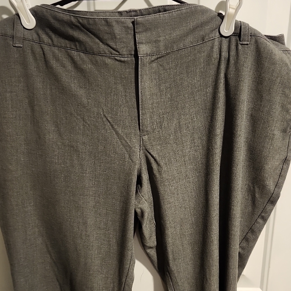 Old Navy Men's Charcoal Chinos